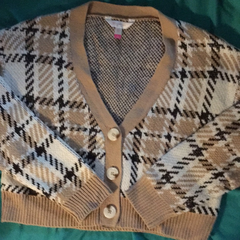 Cropped Oversized Plaid Button-Up Cardigan- Sz S